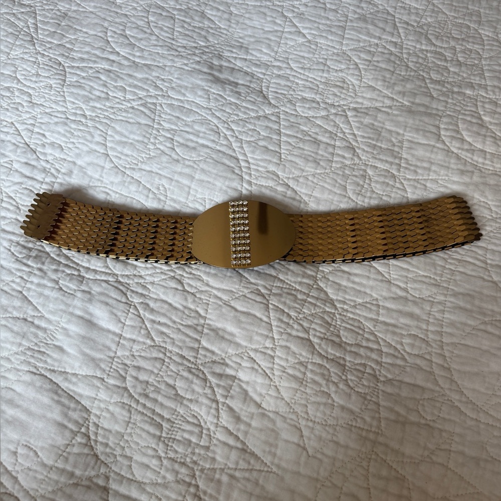 Gold Stretch Belt with Rhinestone Accent vintage/retro size medium